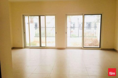 ویلا برای اجاره در International City، Dubai، امارات متحده عربی 3 خوابه ، 156.2 متر مربع ، شماره 711533 - تصویر 2