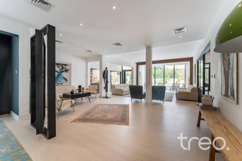 Villa en venta en Arabian Ranches, Dubai, EAU 5 dormitorios, 557.42 m2 № 739184 - foto 4