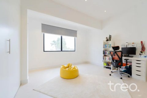 Villa en venta en Arabian Ranches, Dubai, EAU 5 dormitorios, 557.42 m2 № 739184 - foto 16