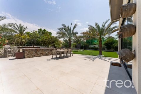 Villa en venta en Arabian Ranches, Dubai, EAU 5 dormitorios, 557.42 m2 № 739184 - foto 21