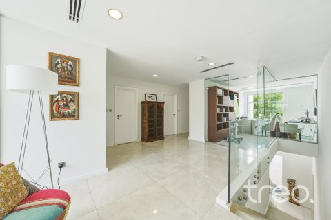 Villa en venta en Arabian Ranches, Dubai, EAU 5 dormitorios, 456.06 m2 № 739185 - foto 18