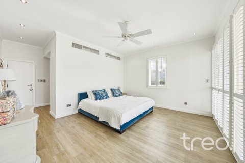 Villa en venta en Arabian Ranches, Dubai, EAU 5 dormitorios, 456.06 m2 № 739185 - foto 20