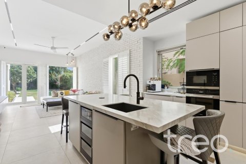 Villa te koop in Arabian Ranches, Dubai, VAE 4 slaapkamers, 492.39 vr.m., nr 739183 - foto 3