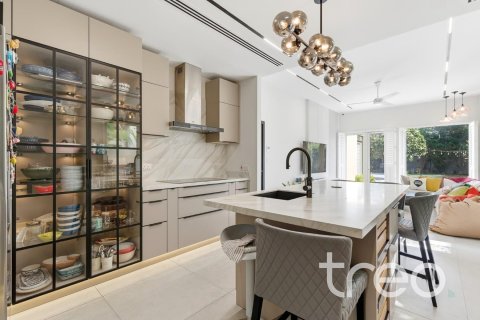 Villa te koop in Arabian Ranches, Dubai, VAE 4 slaapkamers, 492.39 vr.m., nr 739183 - foto 8