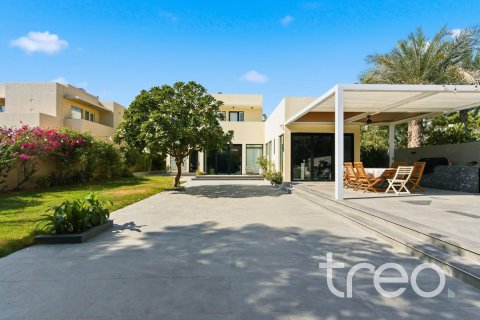 Villa te koop in Arabian Ranches, Dubai, VAE 4 slaapkamers, 492.39 vr.m., nr 739183 - foto 7