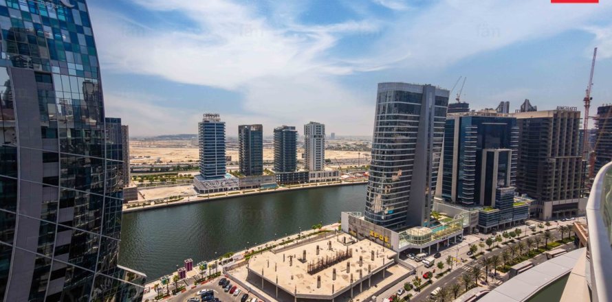 Apartmán v Business Bay, Dubai, SAE 3 spálne, 160.7 m2 č. 732941