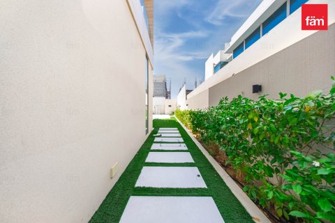 Vilă de închiriat în Al Barsha, Dubai, EAU 5 dormitoare, 853.8 mp. №732940 - poză 11