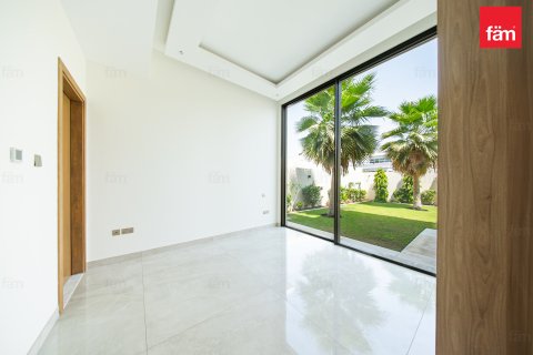Vilă de închiriat în Al Barsha, Dubai, EAU 5 dormitoare, 853.8 mp. №732940 - poză 15