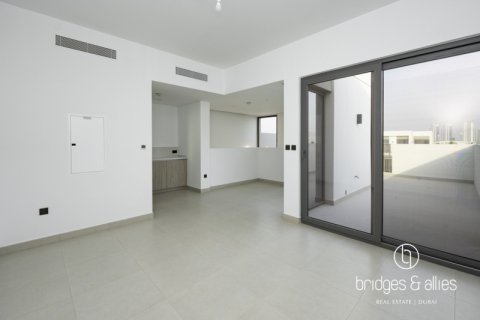 Vilă de închiriat în Dubai, EAU 4 dormitoare, 241.5 mp. №669212 - poză 5