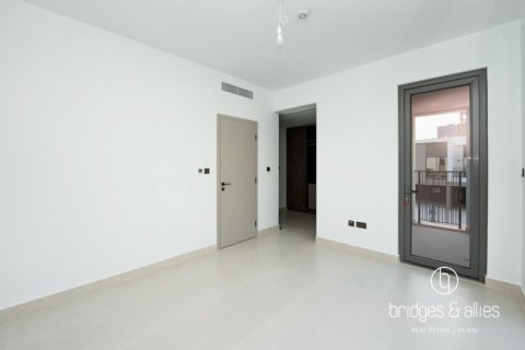 Vilă de închiriat în Dubai, EAU 4 dormitoare, 241.5 mp. №669212 - poză 13