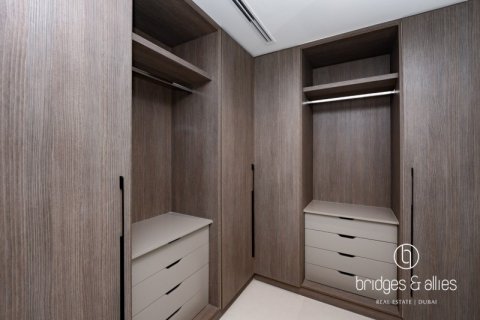 Vilă de închiriat în Dubai, EAU 4 dormitoare, 241.5 mp. №669212 - poză 10