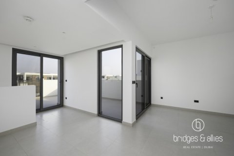 Vilă de închiriat în Dubai, EAU 4 dormitoare, 241.5 mp. №669212 - poză 6