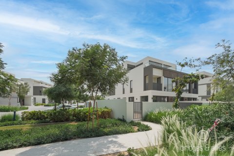 Vilă de închiriat în Dubai, EAU 4 dormitoare, 241.5 mp. №669212 - poză 22