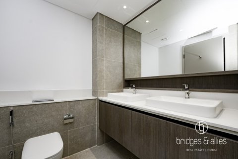 Villa in Dubai, UAE 4 bedrooms, 252.6 sq.m. № 669210 - photo 13