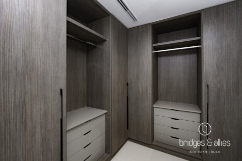 Villa in Dubai, UAE 4 bedrooms, 252.6 sq.m. № 669210 - photo 12