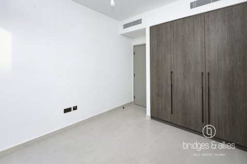 Villa in Dubai, UAE 4 bedrooms, 252.6 sq.m. № 669210 - photo 11