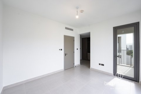 Villa til leie i Dubai, Emiratene 4 soverom, 231.7 kvm Nr. 669214 - Foto 12