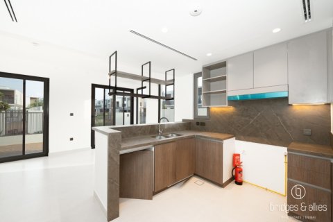 Dubai、UAE にあるヴィラの賃貸物件 4ベッドルーム、143.9 m2、No669211 - 写真 4