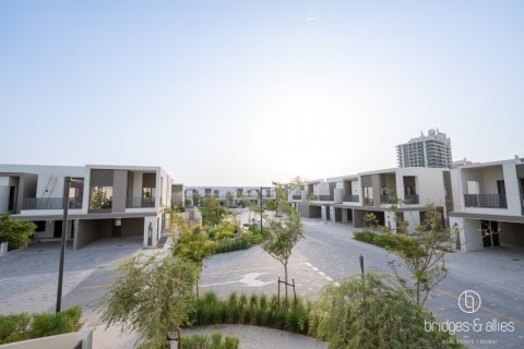 Dubai、UAE にあるヴィラの賃貸物件 4ベッドルーム、143.9 m2、No669211 - 写真 8