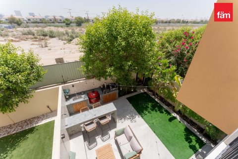Dubai, संयुक्त अरब अमीरात में विला, 3 बेडरूम, 161 वर्ग मीटर, संख्या 715342 - फ़ोटो 24