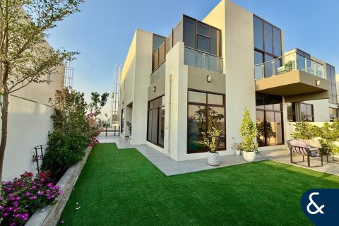 阿联酋 Dubai Mohammed Bin Rashid City 待售 : 4 卧, 298 平方米 , 编号671130 - 照片 1