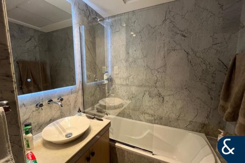 Apartment til salg i Jumeirah Lake Towers, Dubai, UAE 1 soveværelse, 94 kvm № 671131 - foto 5