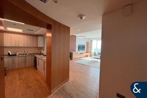Apartment til salg i Jumeirah Lake Towers, Dubai, UAE 1 soveværelse, 94 kvm № 671131 - foto 6