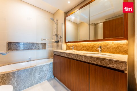 Apartmen di The Hills, Dubai, UAE 1 bilik tidur, 81.7 meter persegi № 629406 - foto 9