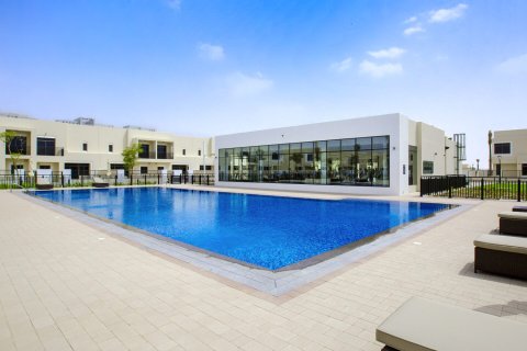 טאונהאוס למכירה ב Town Square, Dubai, איחוד האמירויות 3 חדרי שינה, 196 מ"ר, מספר 726325 - תמונה 3