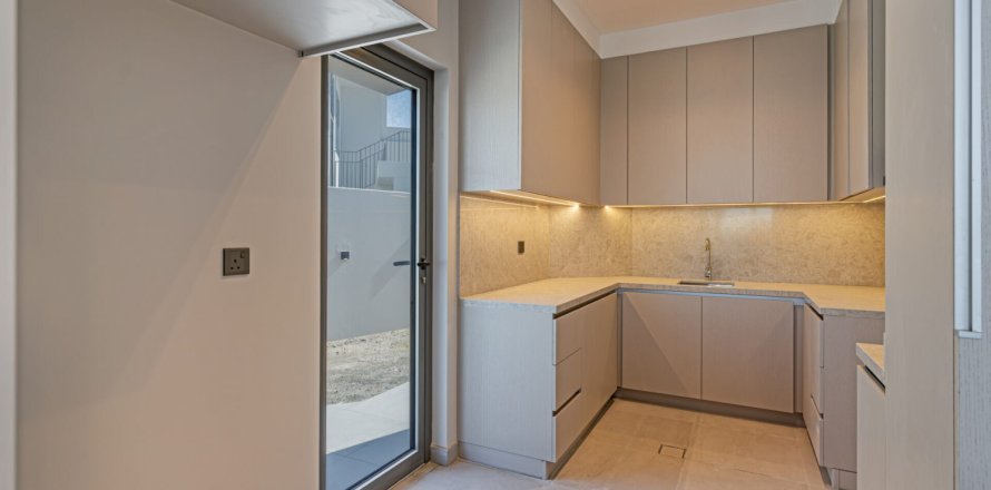 Rekkehus i Mohammed Bin Rashid City, Dubai, Emiratene 4 soverom, 400 kvm nr. 726322
