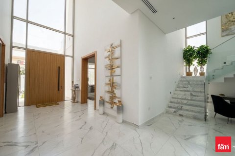 Villa in Dubai, UAE 5 bedrooms, 1421.6 sq.m. № 712709 - photo 4