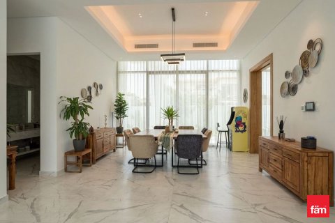 Villa in Dubai, UAE 5 bedrooms, 1421.6 sq.m. № 712709 - photo 6
