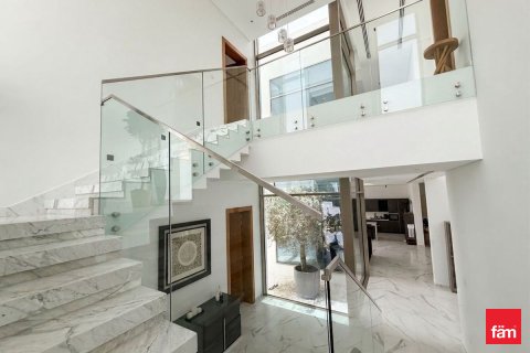 Villa in Dubai, UAE 5 bedrooms, 1421.6 sq.m. № 712709 - photo 16