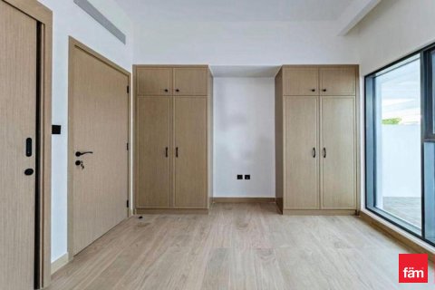 Таунхаус Дубай, БАӘ-да 4 жатын бөлмелер, 145.9 м² № 712710 - фото 6