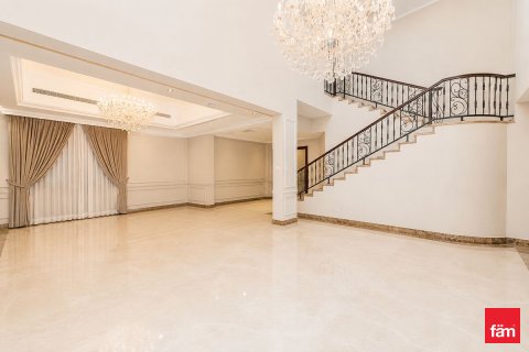 Villa in Jumeirah Islands, Dubai, UAE 4 bedrooms, 955.3 sq.m. № 705688 - photo 12