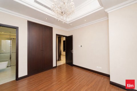 Villa in Jumeirah Islands, Dubai, UAE 4 bedrooms, 955.3 sq.m. № 705688 - photo 26
