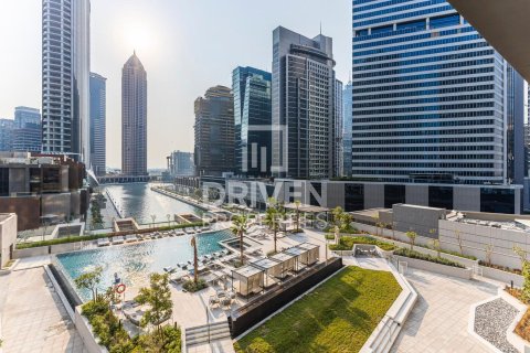 Business Bay, Dubai, UAE의 판매용 아파트 36제곱미터 번호 682904 - 사진 3