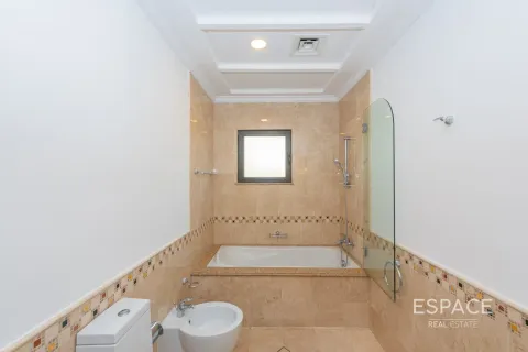 Vila di Palm Jumeirah, Dubai, UEA 5 kamar tidur, 650 m2 nomor 649636 - foto 16