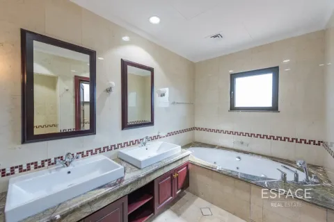Villa til salgs i Palm Jumeirah, Dubai, Emiratene 5 soverom, 650 kvm Nr. 649636 - Foto 19