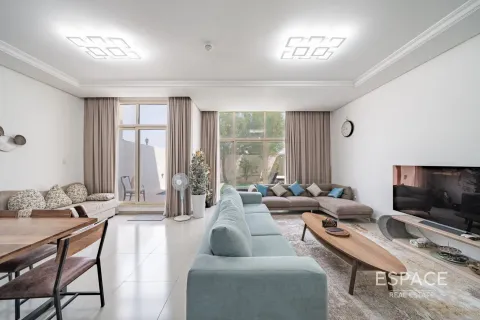 Adosado en venta en Al Furjan, Dubai, EAU 4 dormitorios, 243 m2 № 649635 - foto 4