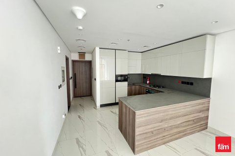 Apartmen di Business Bay, Dubai, UAE 1 bilik tidur, 82.8 meter persegi № 705722 - foto 4