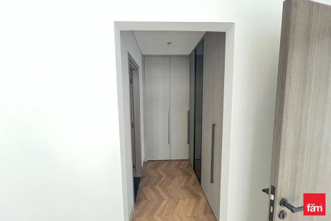 Apartmen di Business Bay, Dubai, UAE 1 bilik tidur, 82.8 meter persegi № 705722 - foto 11