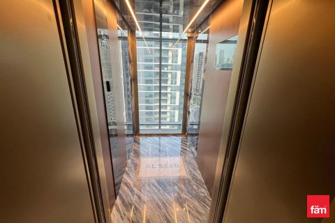 Apartmen di Business Bay, Dubai, UAE 1 bilik tidur, 82.8 meter persegi № 705722 - foto 18