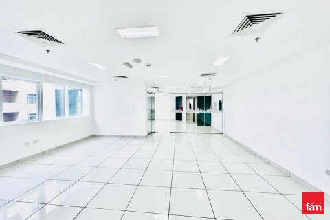 Pejabat di Al Barsha, Dubai, UAE 102.2 meter persegi № 679769 - foto 3