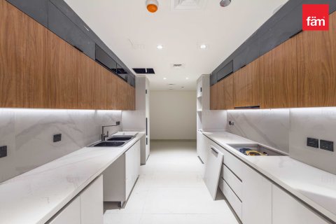 Apartmen di Dubai, UAE 2 bilik tidur, 155 meter persegi № 679767 - foto 18