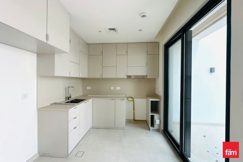 Rumah bandar di Dubai, UAE 3 bilik tidur, 125.2 meter persegi № 679773 - foto 2