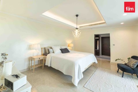 Зняти в оренду віллу в Дубай, ОАЕ 4 спальні, 218.1м2, № 678143 - фото 24