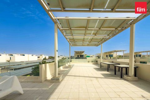 Зняти в оренду віллу в Дубай, ОАЕ 4 спальні, 218.1м2, № 678143 - фото 19