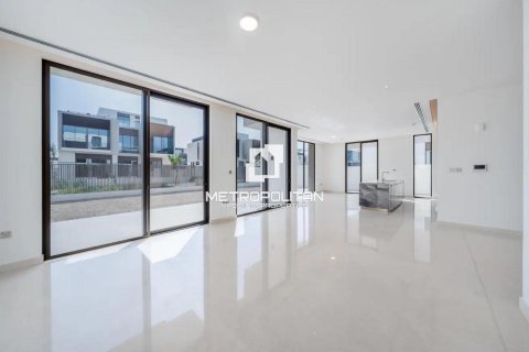 Купить виллу в Дубай Хилс Эстейт, ОАЭ 5 спален, 660м2, № 664474 - фото 2