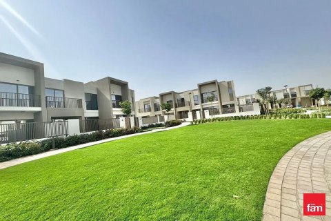 Vila v Dubai, SAE 3 spálne, 166.2 m2 č. 721887